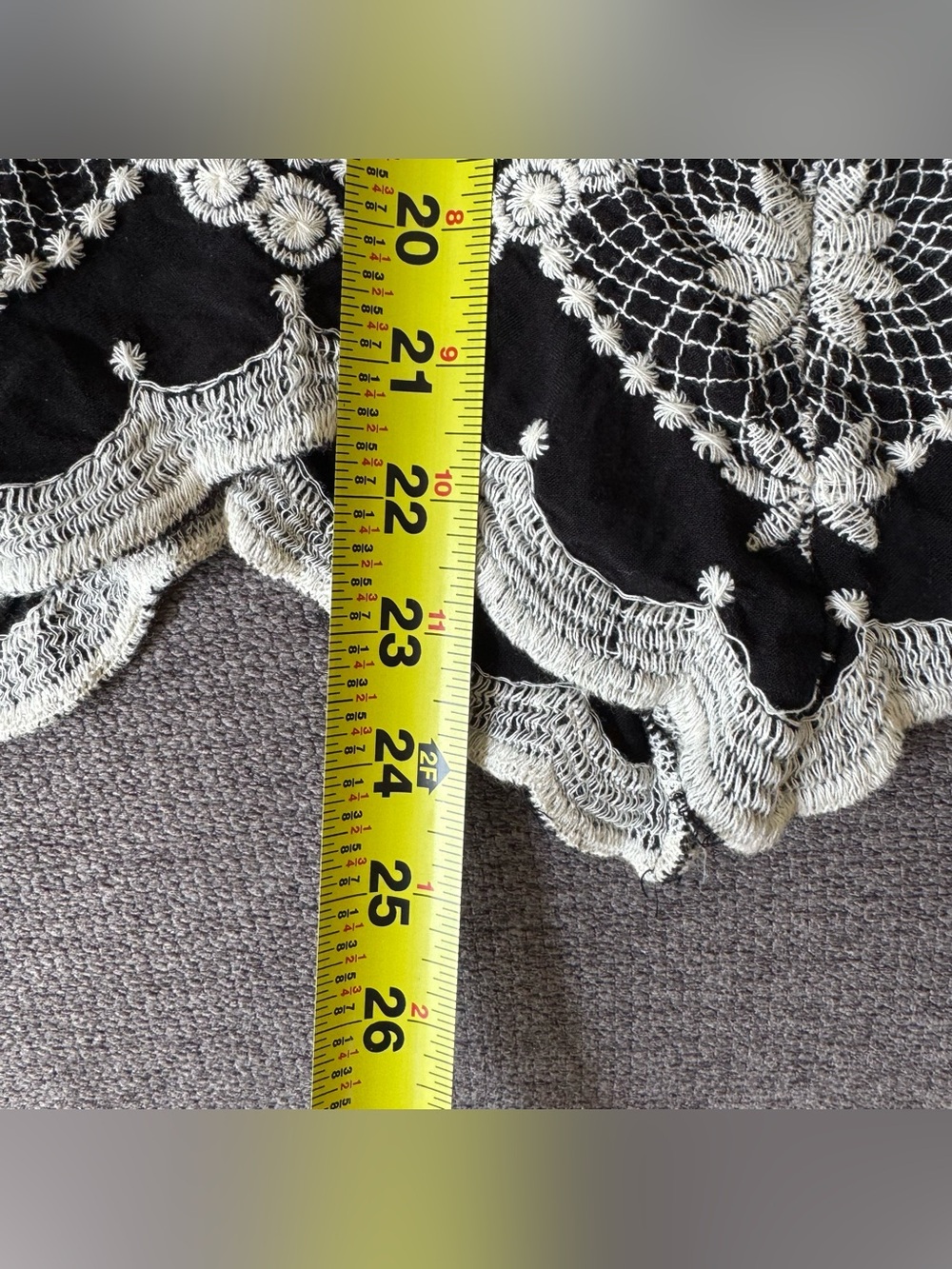 Solitaire Black White Boho Top Floral Embroidered Romantic Whimsy Fairy L - Picture 5 of 7